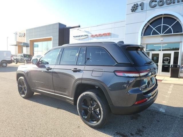 new 2025 Jeep Grand Cherokee car, priced at $54,348
