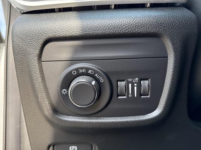 new 2025 Jeep Grand Cherokee L car, priced at $44,708