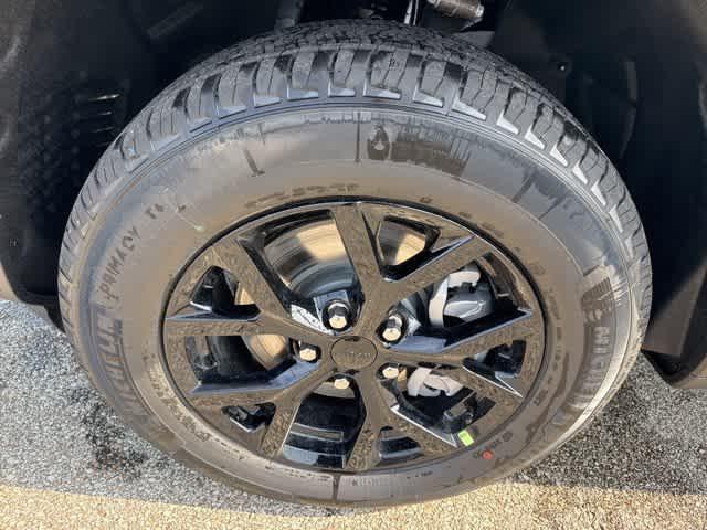 new 2025 Jeep Grand Cherokee L car, priced at $42,208