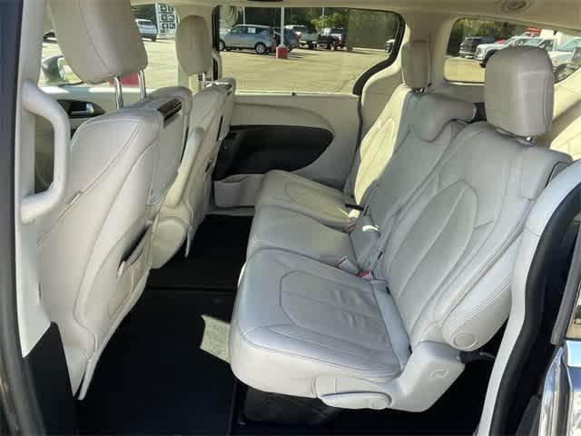 used 2017 Chrysler Pacifica car, priced at $10,987