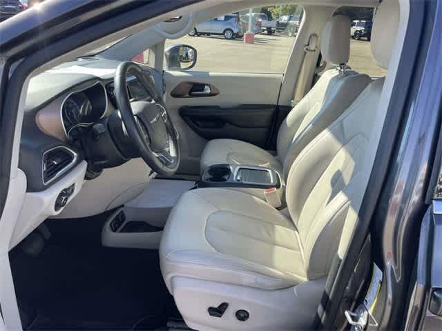 used 2017 Chrysler Pacifica car, priced at $10,987