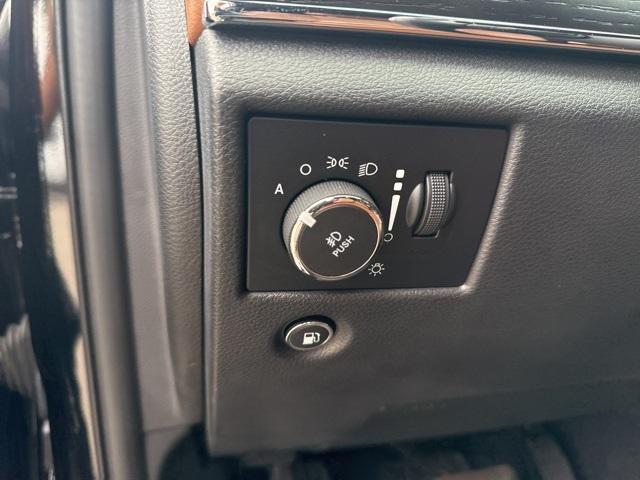used 2020 Jeep Grand Cherokee car, priced at $31,970