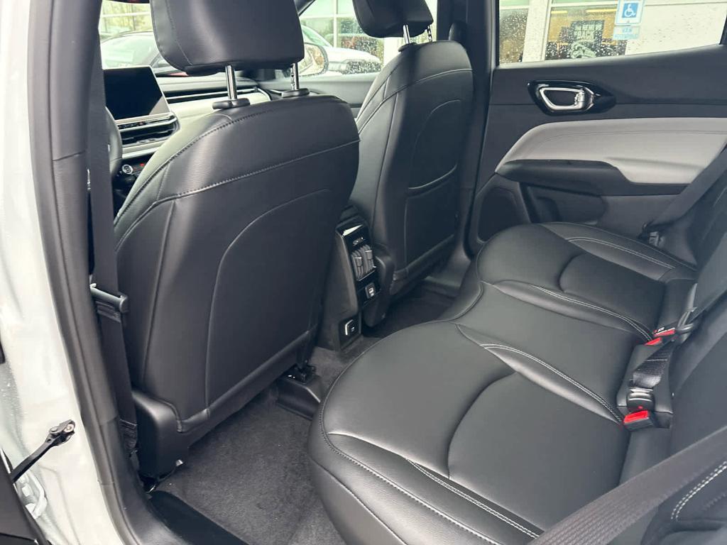 new 2026 Jeep Compass car, priced at $32,438