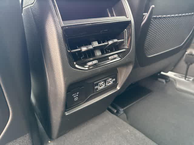 new 2025 Jeep Grand Cherokee car, priced at $42,683