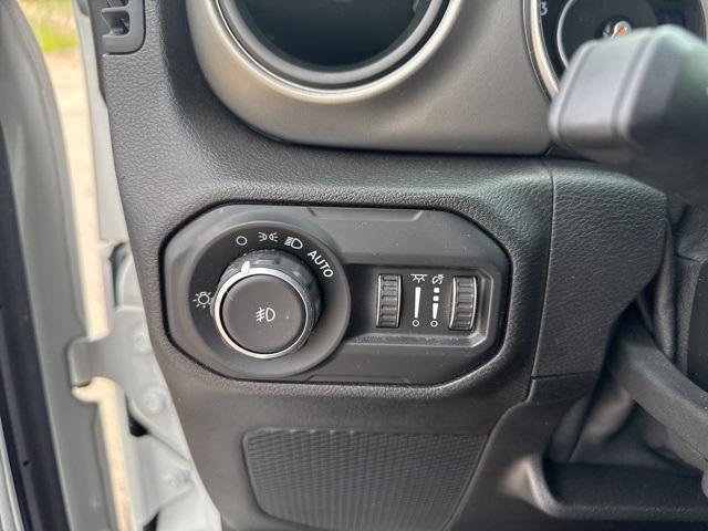used 2021 Jeep Wrangler Unlimited car, priced at $34,998