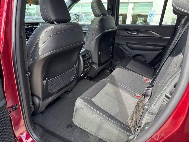 new 2025 Jeep Grand Cherokee car, priced at $40,442