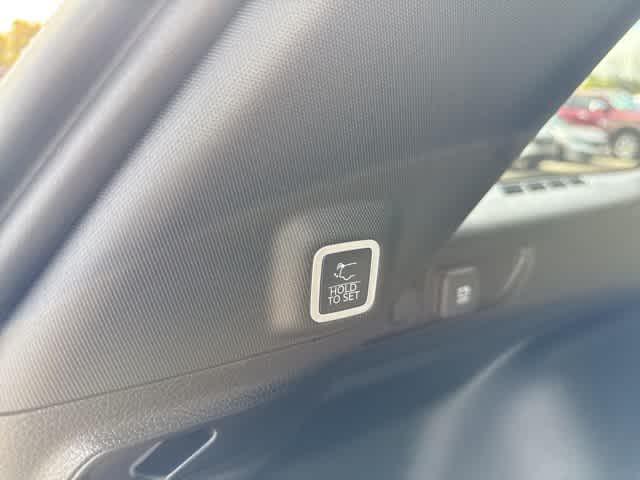 new 2025 Jeep Grand Cherokee car, priced at $40,442