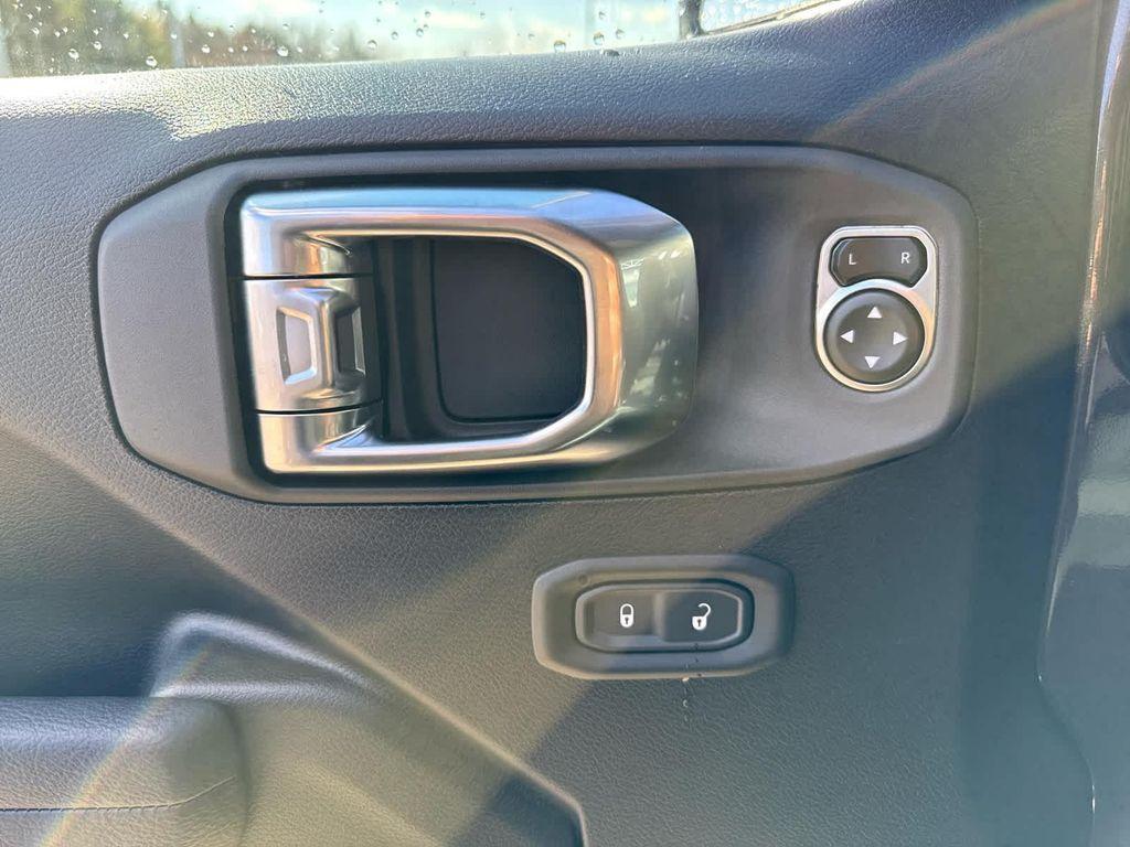 new 2026 Jeep Wrangler car, priced at $48,740