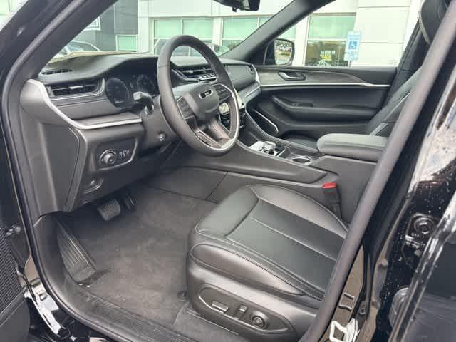 new 2025 Jeep Grand Cherokee L car, priced at $56,154