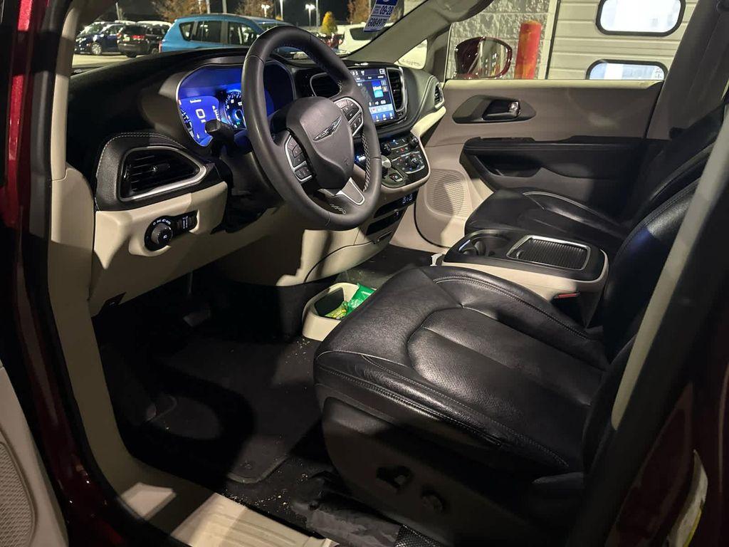 used 2022 Chrysler Pacifica car, priced at $27,329