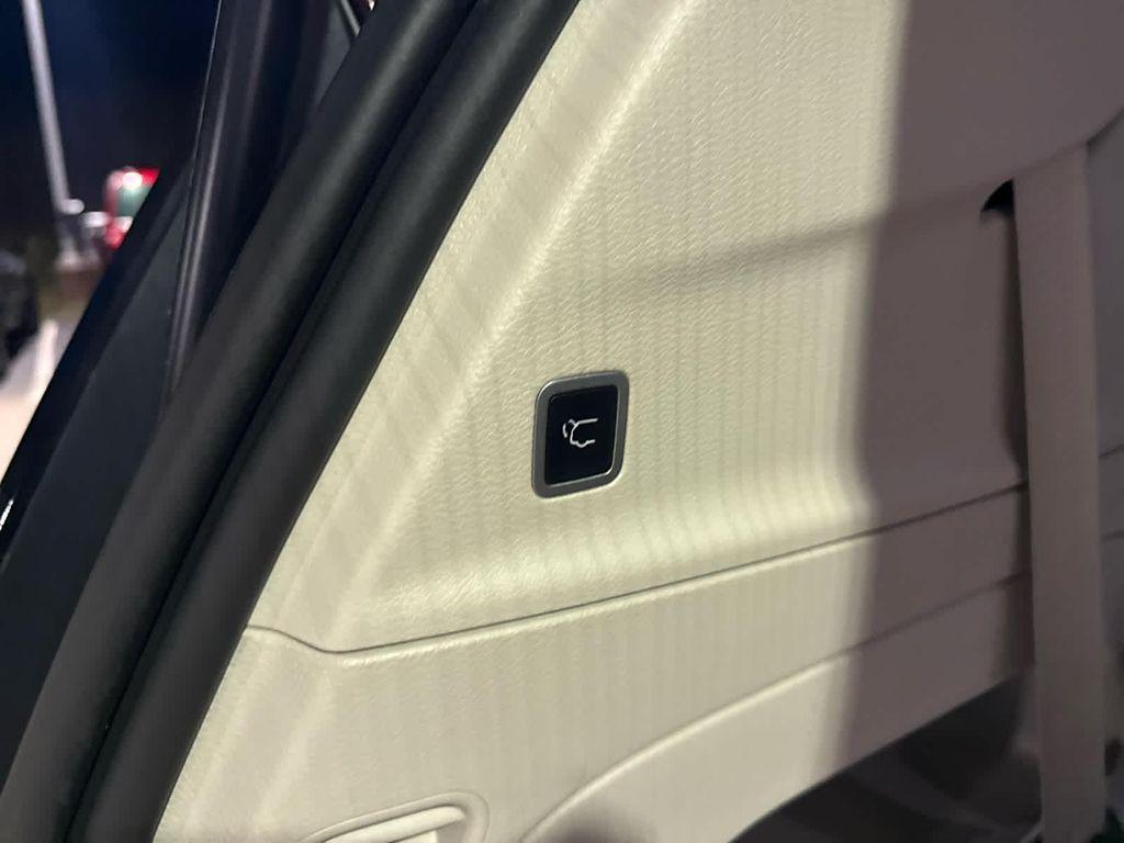 used 2022 Chrysler Pacifica car, priced at $27,329