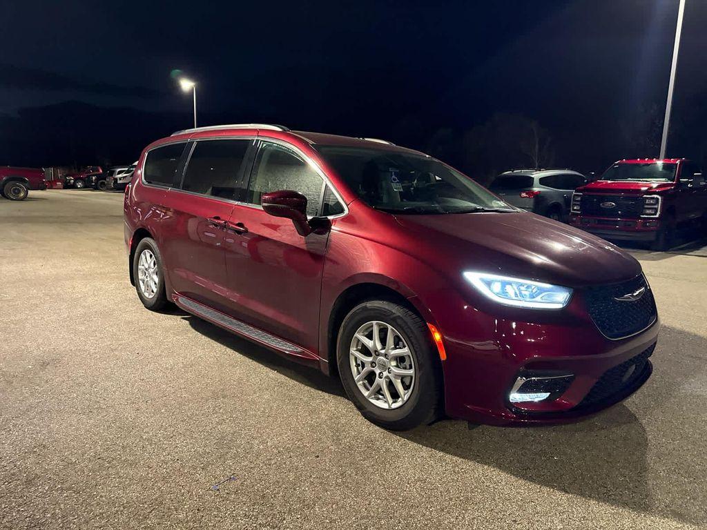 used 2022 Chrysler Pacifica car, priced at $27,329