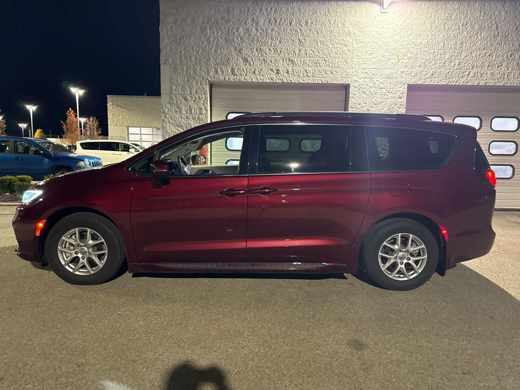 used 2022 Chrysler Pacifica car, priced at $27,329