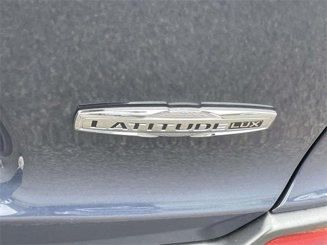 used 2021 Jeep Cherokee car, priced at $23,587