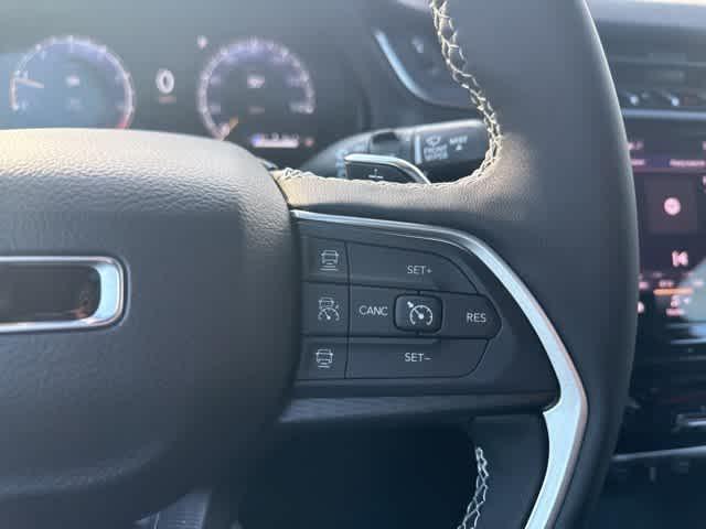 new 2025 Jeep Grand Cherokee car, priced at $42,683