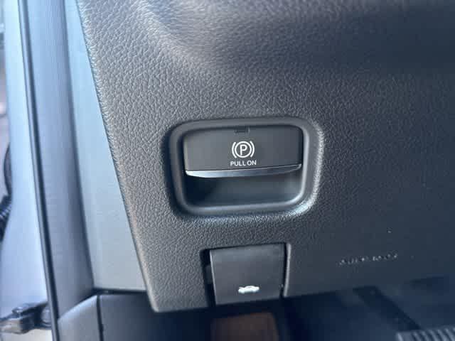 new 2025 Jeep Grand Cherokee car, priced at $42,683