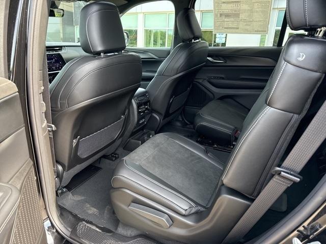 new 2025 Jeep Grand Cherokee L car, priced at $46,990