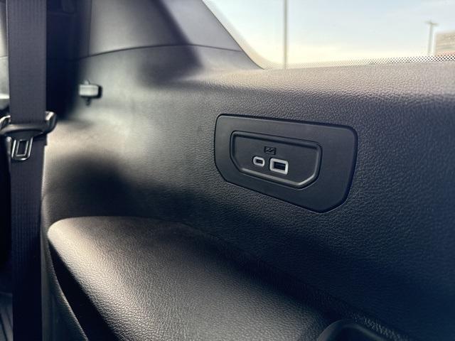 new 2025 Jeep Grand Cherokee L car, priced at $46,990