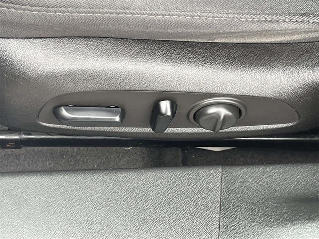 used 2016 Chevrolet Malibu car, priced at $12,471
