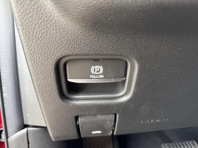 new 2025 Jeep Grand Cherokee car, priced at $40,827