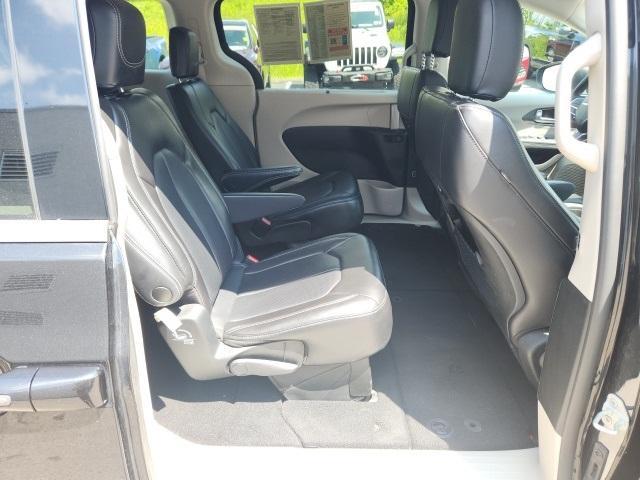 used 2023 Chrysler Pacifica car, priced at $24,987