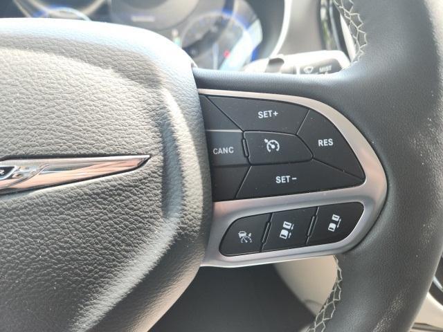 used 2023 Chrysler Pacifica car, priced at $24,987
