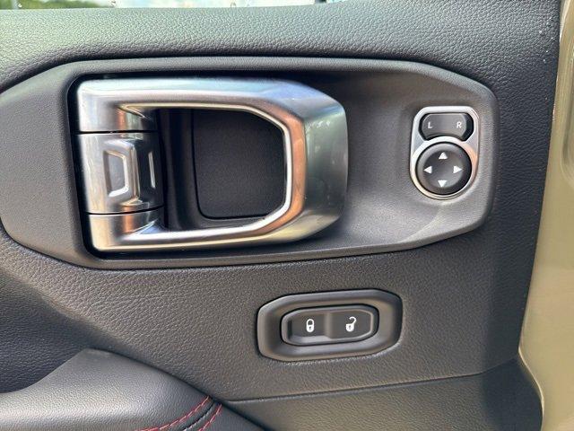 new 2025 Jeep Wrangler car, priced at $70,270