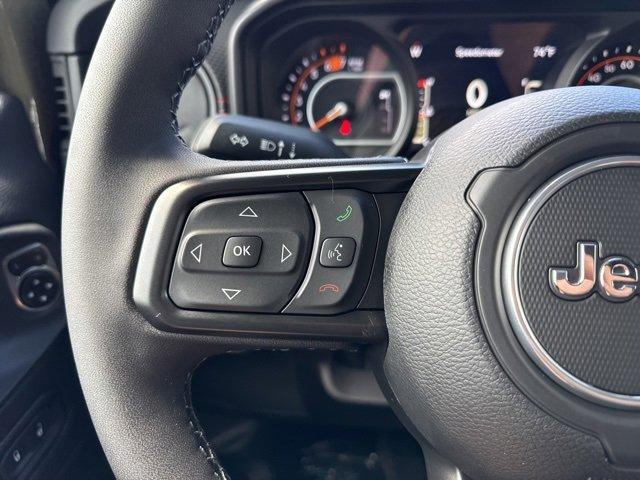 new 2025 Jeep Wrangler car, priced at $70,270