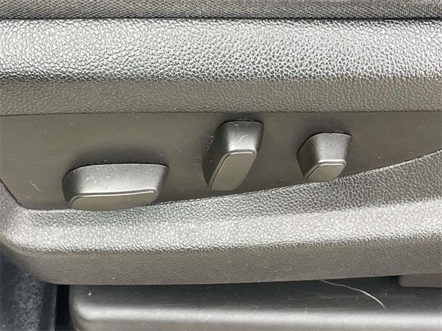 used 2015 Chevrolet Silverado 1500 car, priced at $21,511