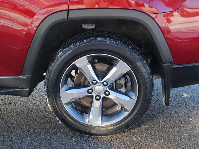 used 2022 Jeep Grand Cherokee L car, priced at $33,087