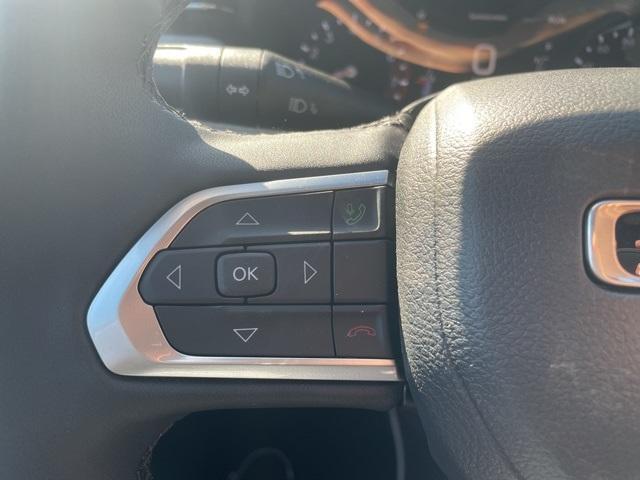 new 2025 Jeep Compass car, priced at $31,935