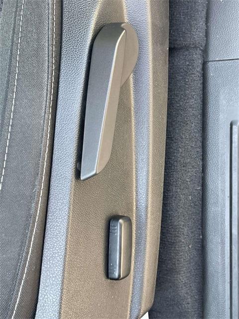 used 2022 Chevrolet Colorado car, priced at $32,877