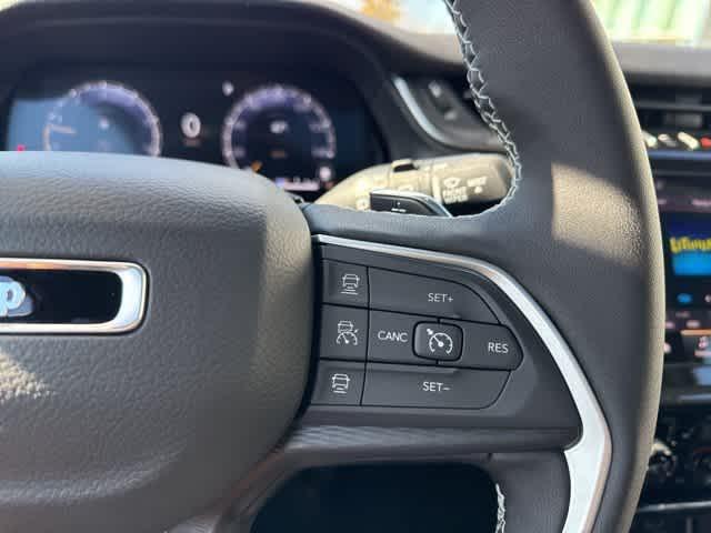 new 2025 Jeep Grand Cherokee car, priced at $42,683