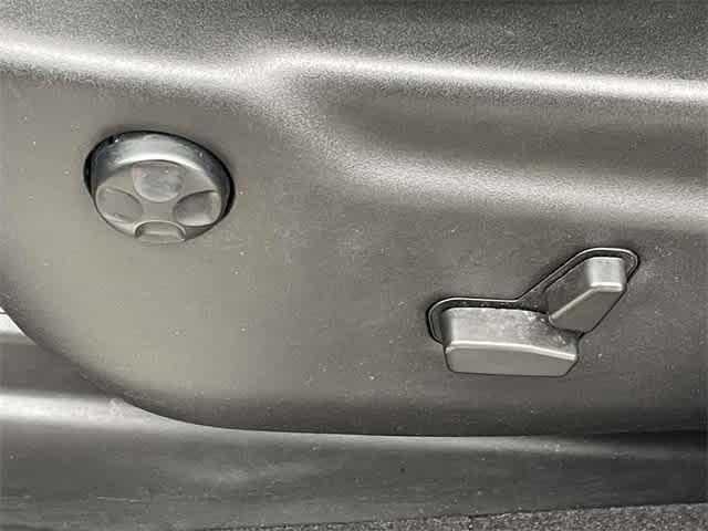 used 2021 Jeep Grand Cherokee car, priced at $19,987