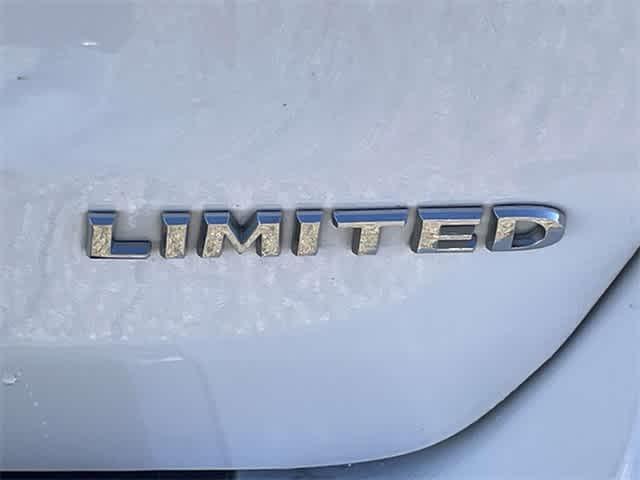 used 2021 Jeep Grand Cherokee car, priced at $21,727