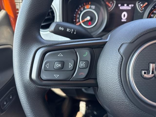 new 2025 Jeep Wrangler car, priced at $34,101