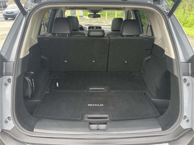 used 2022 Nissan Rogue car, priced at $29,875