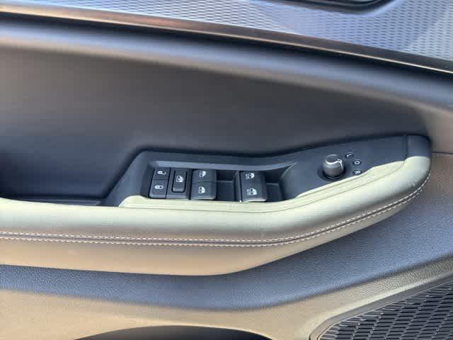 new 2025 Jeep Grand Cherokee car, priced at $42,248