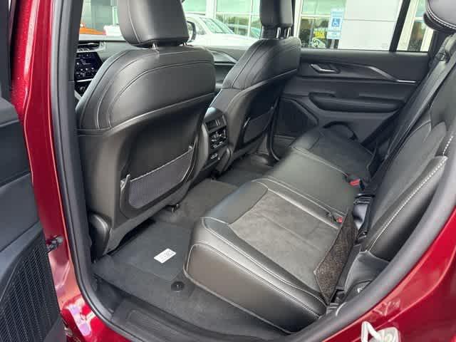 new 2025 Jeep Grand Cherokee car, priced at $42,248