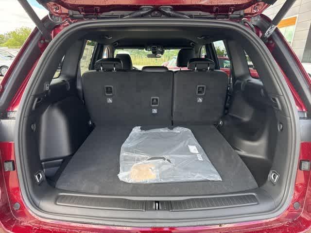 new 2025 Jeep Grand Cherokee car, priced at $42,248