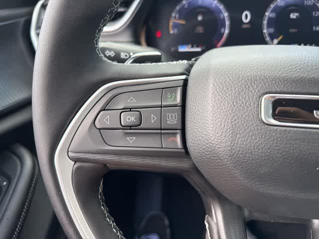 new 2025 Jeep Grand Cherokee car, priced at $42,248