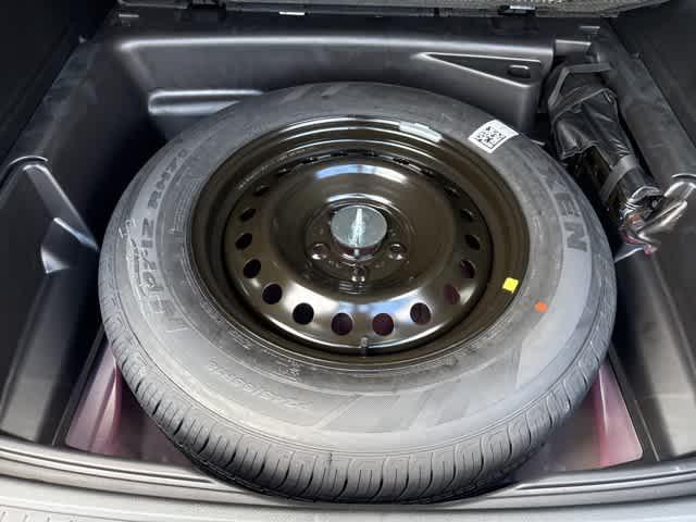 new 2025 Jeep Grand Cherokee car, priced at $42,248