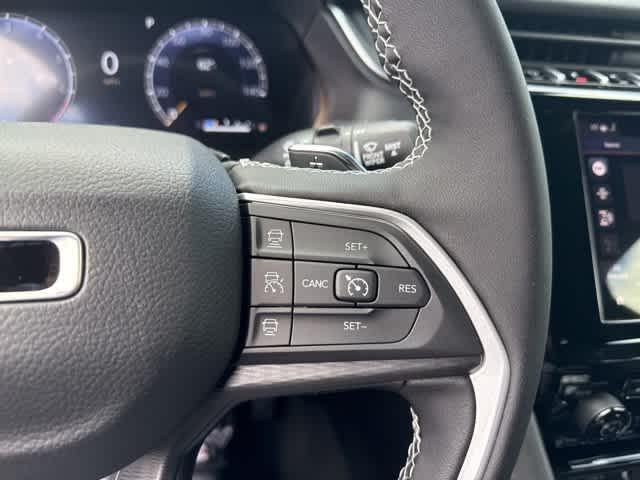 new 2025 Jeep Grand Cherokee car, priced at $42,248