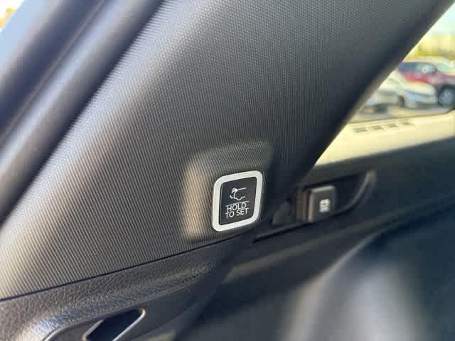 new 2025 Jeep Grand Cherokee car, priced at $40,442