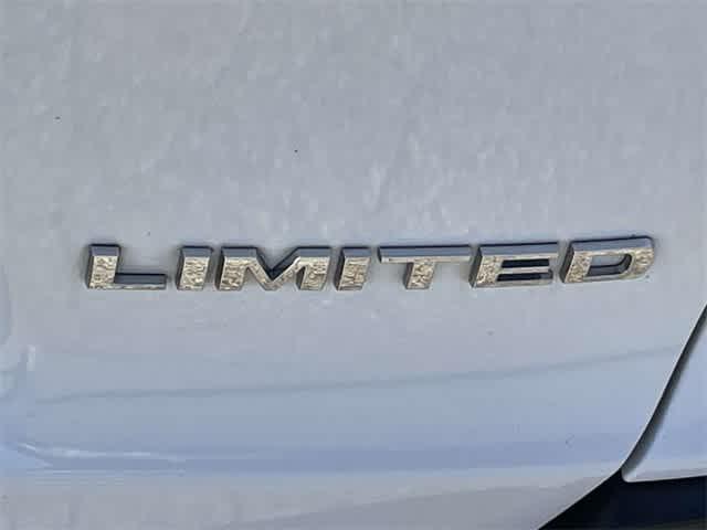 used 2019 Jeep Cherokee car, priced at $13,487