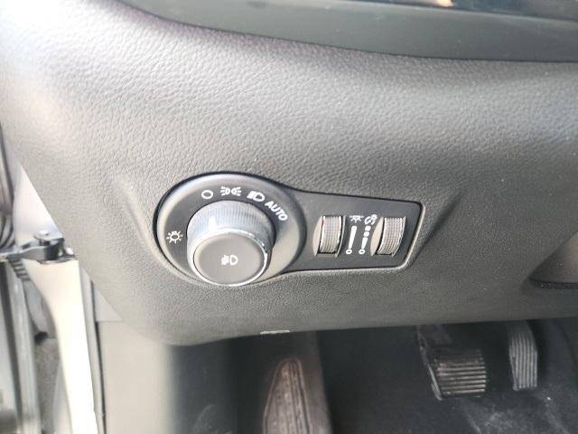 used 2022 Jeep Compass car, priced at $26,998