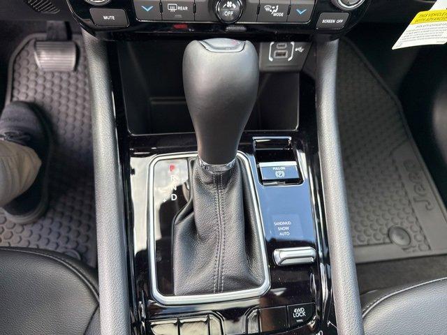 new 2025 Jeep Compass car, priced at $35,356