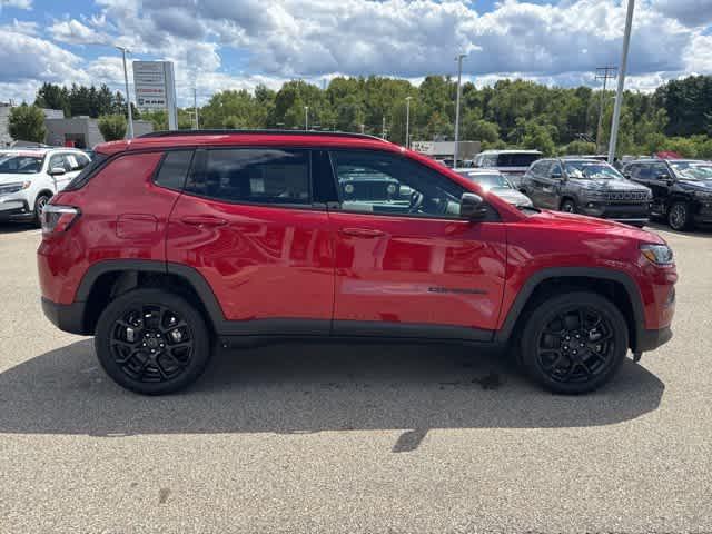 new 2025 Jeep Compass car, priced at $32,959
