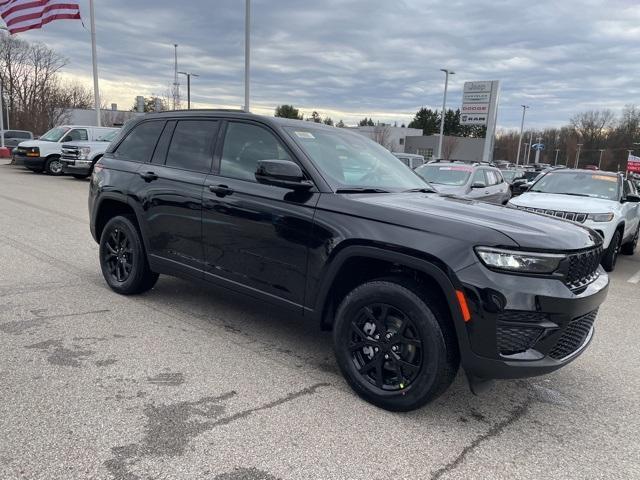 new 2025 Jeep Grand Cherokee car, priced at $45,025