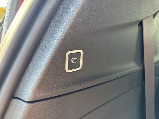 new 2026 Chrysler Pacifica car, priced at $45,340